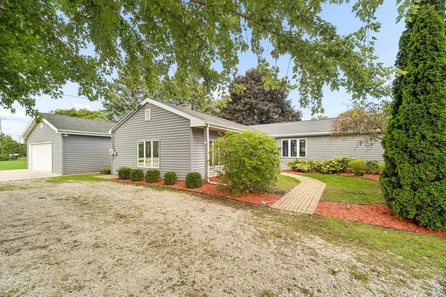 N7869 Lakeshore DRIVE, Fond Du Lac, WI 54937 - #2
