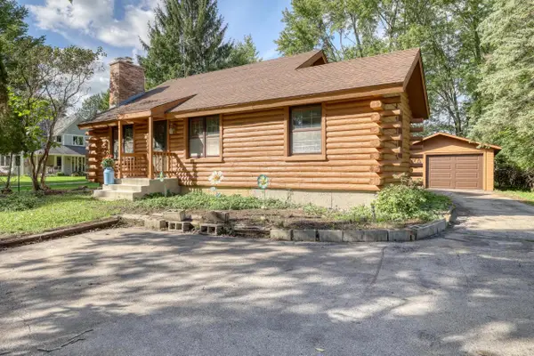 N35W28744 Old North Shore DRIVE, Pewaukee, WI 53072