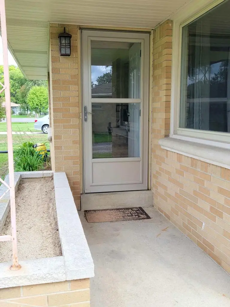 5310 S 115th STREET, Hales Corners, WI 53130 - #3