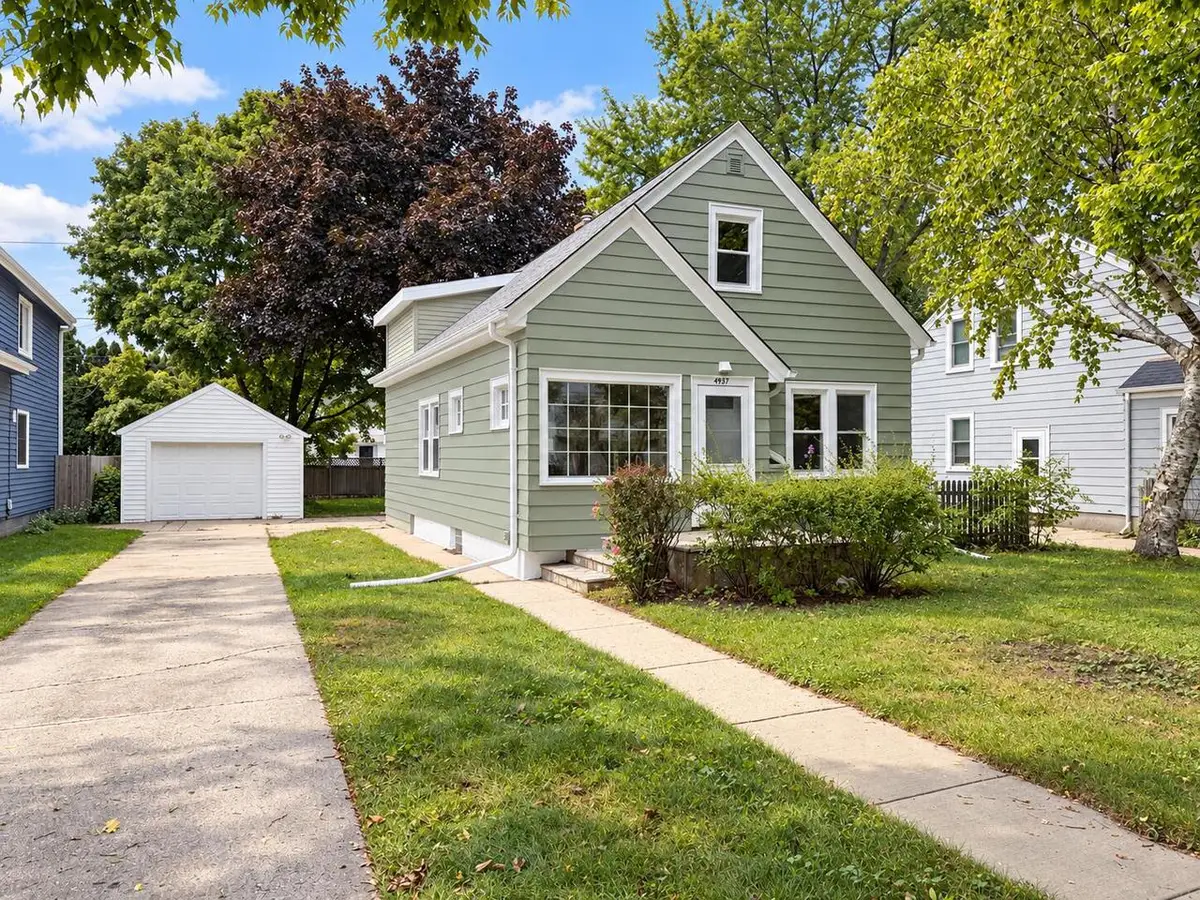 4937 N Hollywood AVENUE, Whitefish Bay, WI 53217 - #1