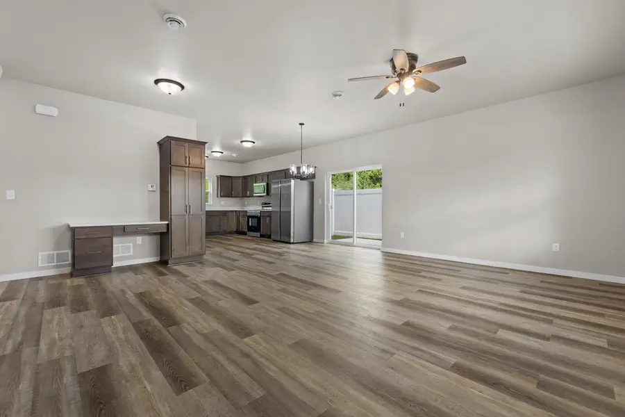 1914 N River DRIVE, West Bend, WI 53090 - #3