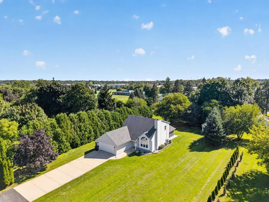 2733 4 1/2 Mile ROAD, Racine, WI 53402 - #2