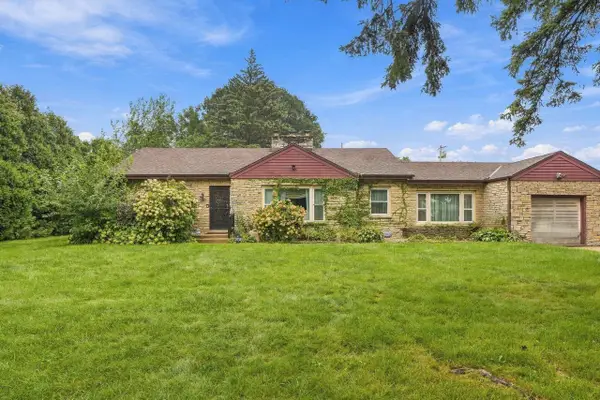 5734 N 74th STREET, Milwaukee, WI 53218