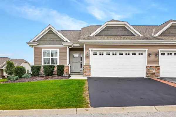 731 Keystone DRIVE, Waukesha, WI 53189