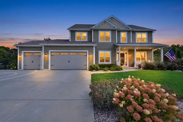 W275N342 Arrowhead TRAIL, Waukesha, WI 53188