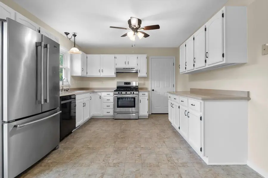 W208S10489 Karen COURT N, Muskego, WI 53150 - #2