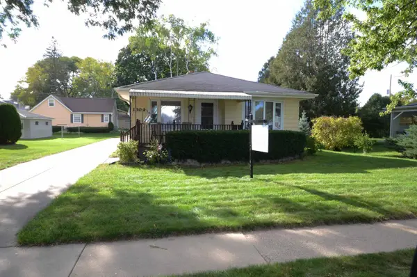 1304 Center STREET, Watertown, WI 53098