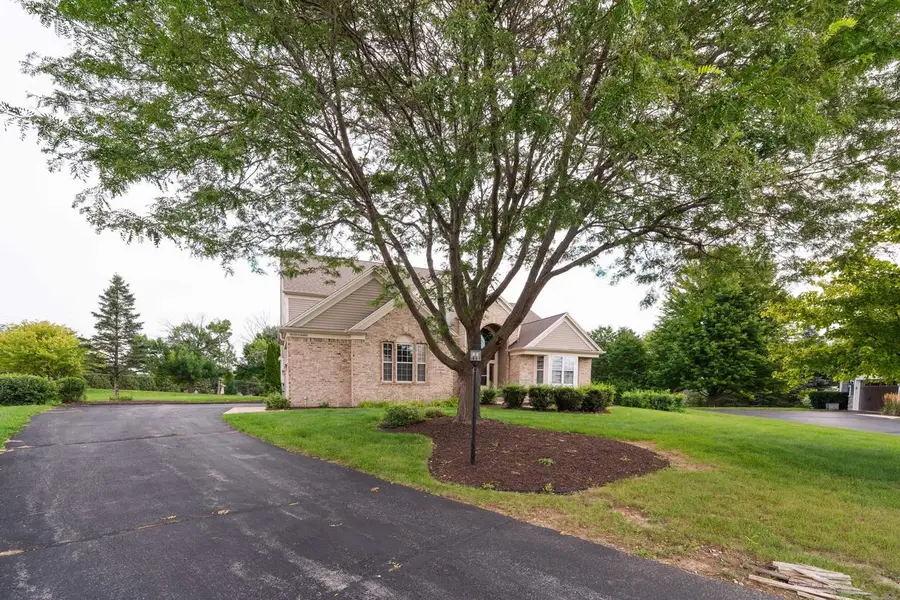 N103W14660 Hawkeye COURT, Germantown, WI 53022 - #3