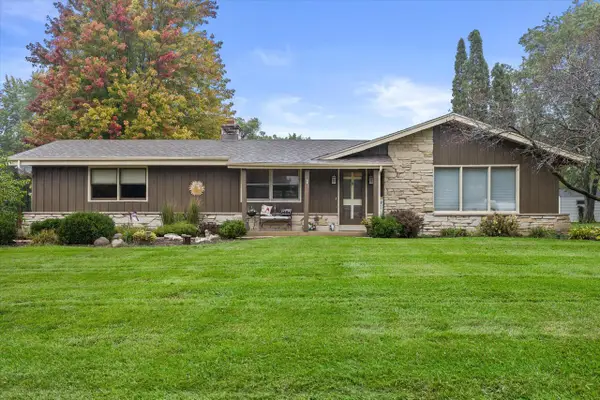 S77W22250 Eleanor STREET, Muskego, WI 53150