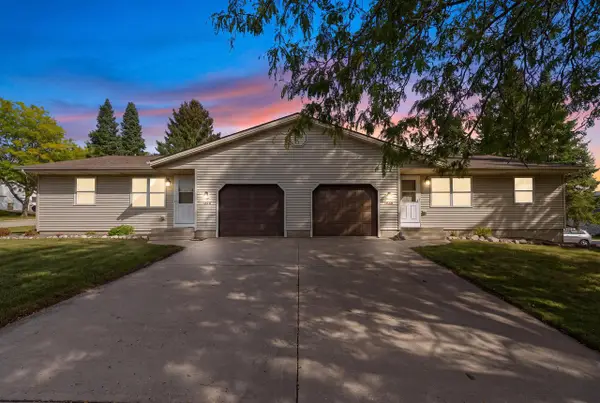 1127 Schoenhaar DRIVE, West Bend, WI 53090
