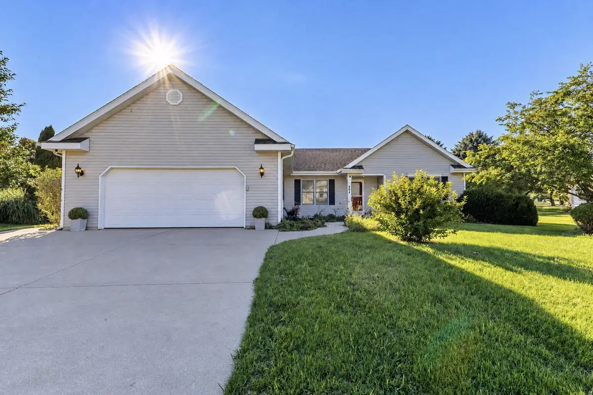 804 Jamesway DRIVE, Watertown, WI 53098 - #1
