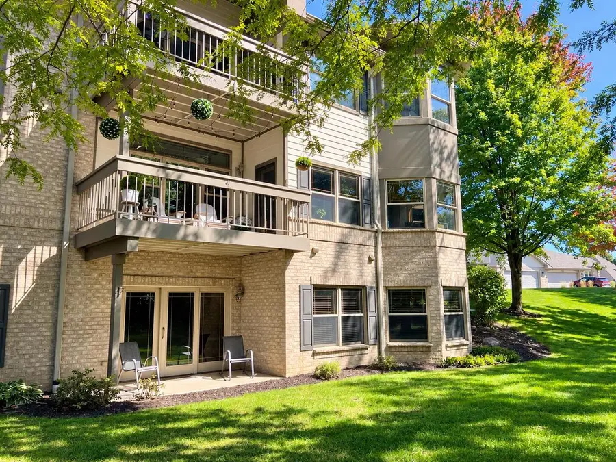 7561 W Tuckaway Pines CIRCLE, Franklin, WI 53132 - #2