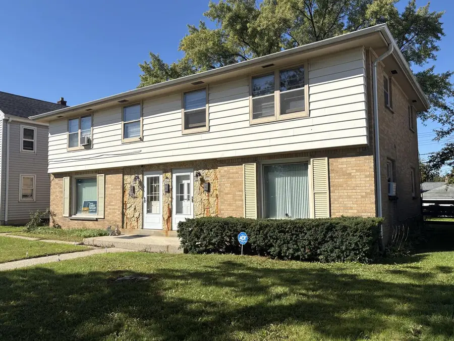3923 N 92nd STREET #3925, 3927, Milwaukee, WI 53222 - #2