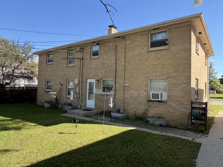 3923 N 92nd STREET #3925, 3927, Milwaukee, WI 53222 - #3