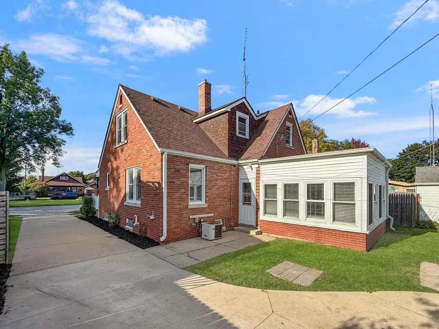 2401 Lincoln ROAD, Kenosha, WI 53143 - #2