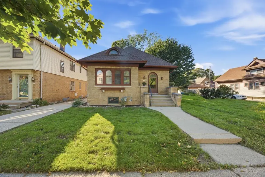 3035 N 55th STREET, Milwaukee, WI 53210 - #2