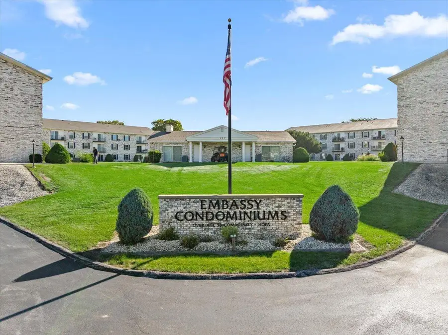 125 N University DRIVE #108, West Bend, WI 53095 - #2
