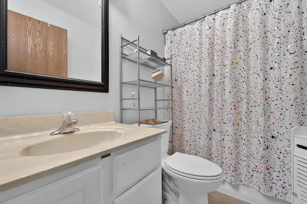 7000 Mariner DRIVE #104, Mount Pleasant, WI 53406