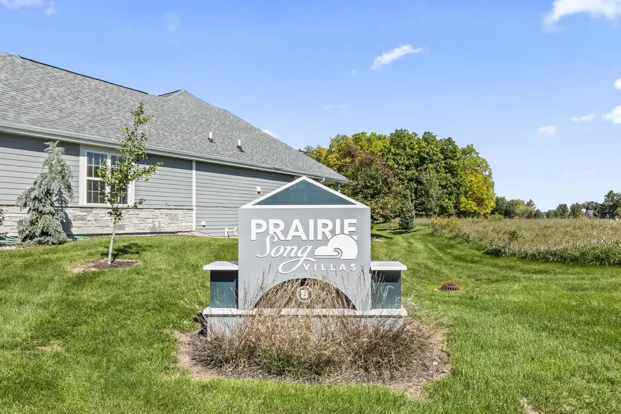 410 Prairie Song COURT, Waukesha, WI 53188 - #2