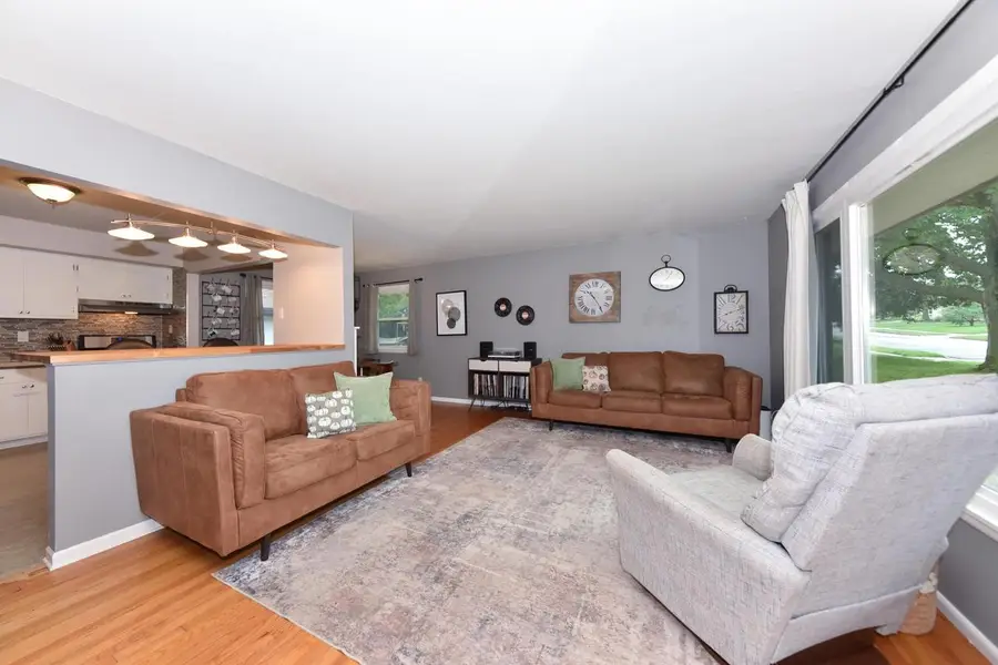W150N8342 Saxony DRIVE, Menomonee Falls, WI 53051 - #3