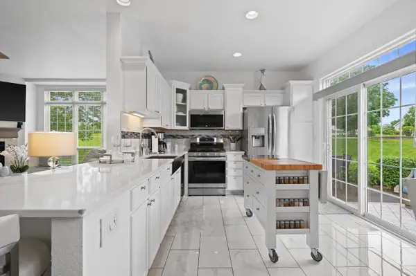 10007 66th AVENUE, Pleasant Prairie, WI 53158