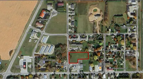 1039 N LINDEN STREET, Cleveland, WI 53015
