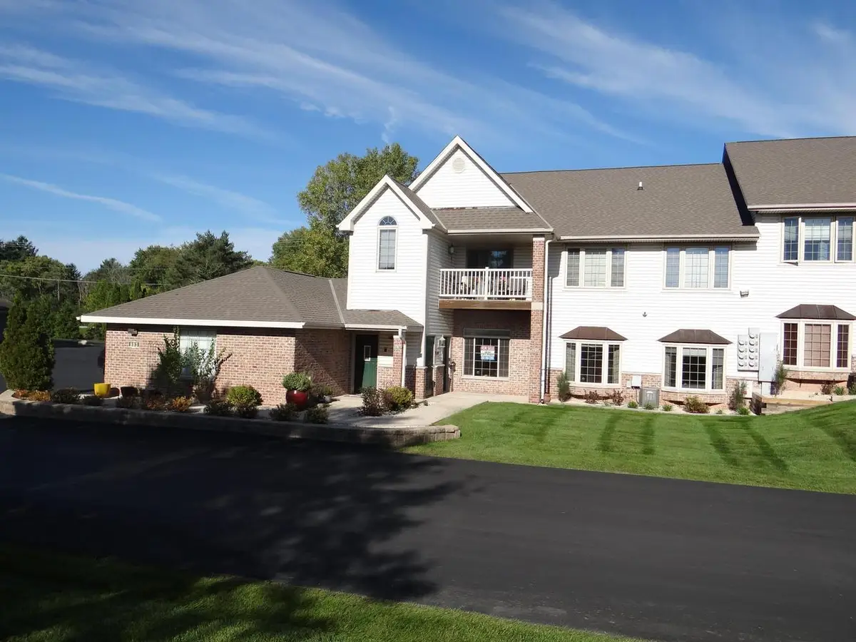 803 Cheyenne AVENUE #A, Grafton, WI 53024 - #1
