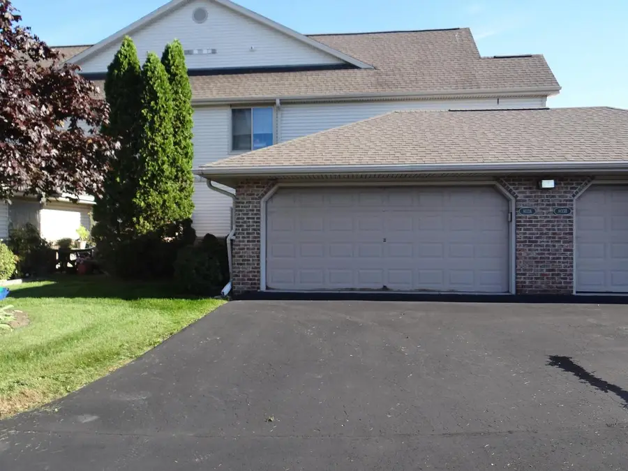 803 Cheyenne AVENUE #A, Grafton, WI 53024 - #2