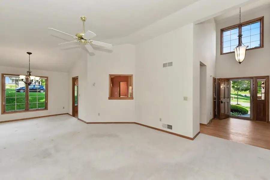 19185 Stonehedge DRIVE #B, Brookfield, WI 53045 - #3