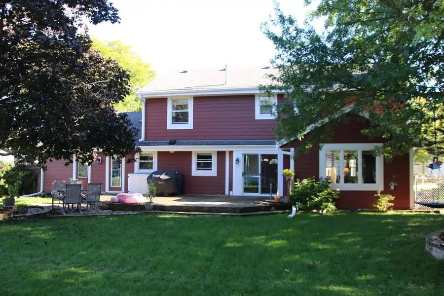 1116 Whittier LANE, Oconomowoc, WI 53066 - #2