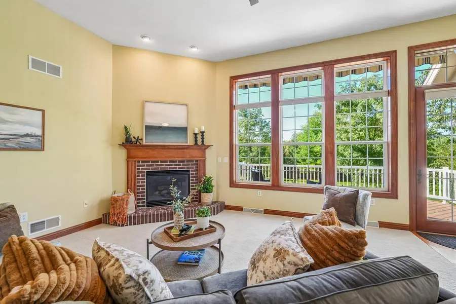 443 Minors DRIVE, Mukwonago, WI 53149 - #2