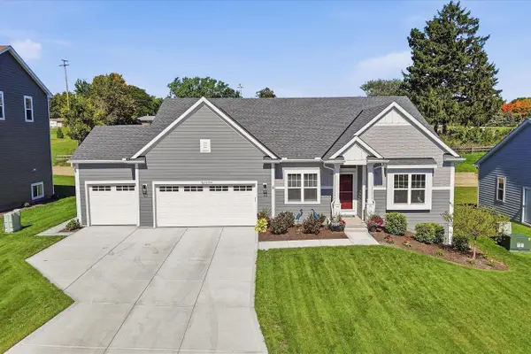 N67W25502 Vail LANE, Sussex, WI 53089
