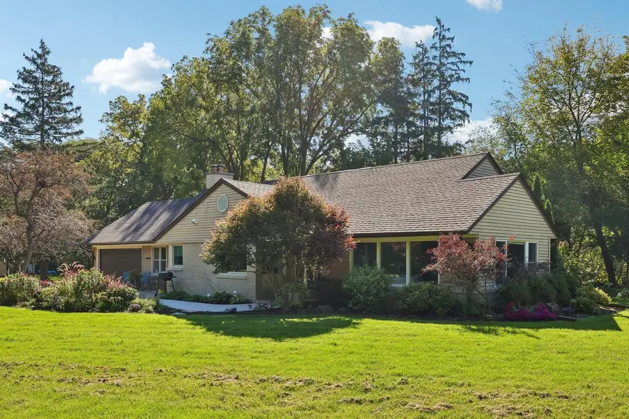 9151 W Grange AVENUE, Hales Corners, WI 53130 - #2