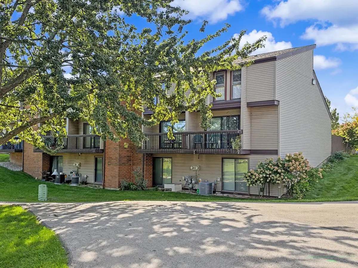 5209 S 13th STREET #M, Milwaukee, WI 53221 - #1