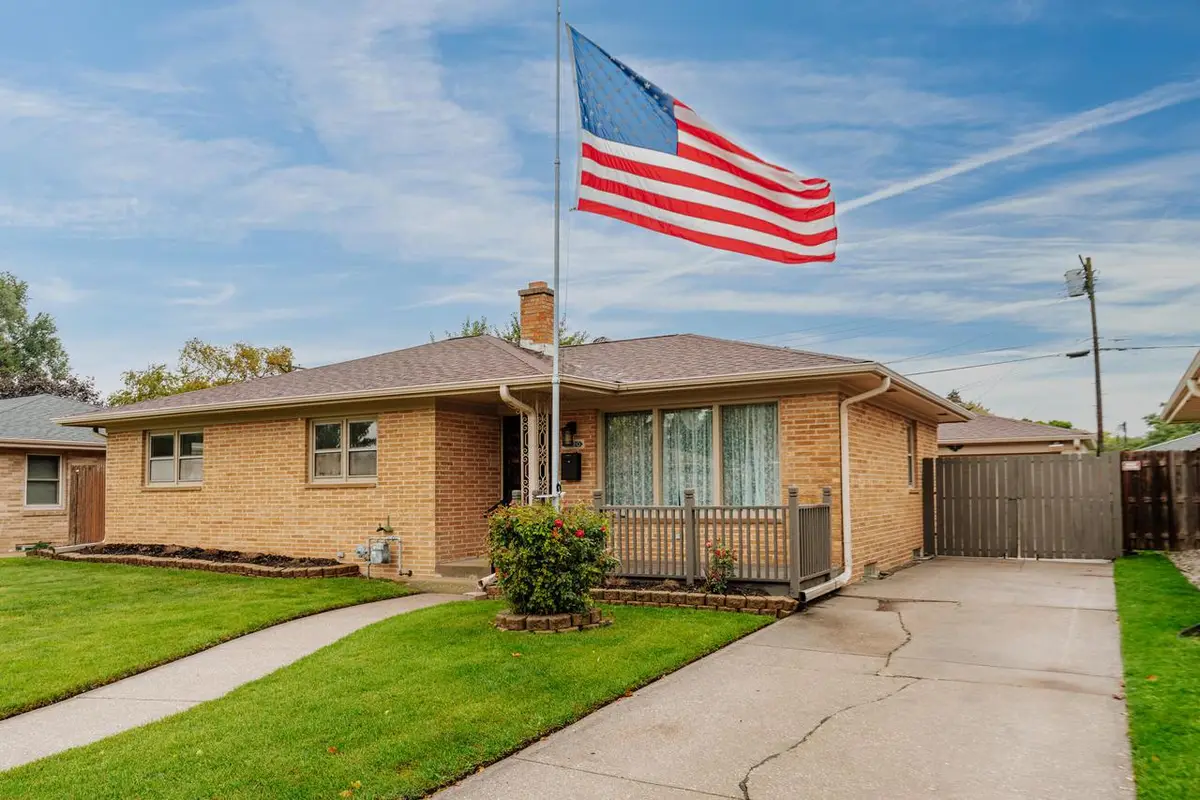 1020 Coronada DRIVE, Racine, WI 53402 - #1