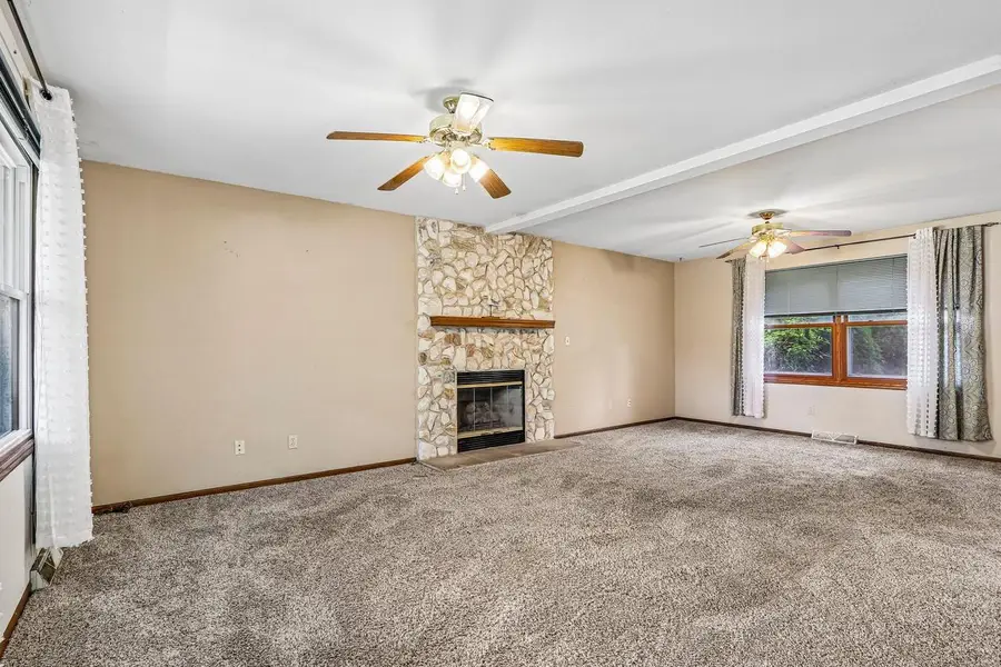 28604 Burma LANE, Waterford, WI 53185 - #2