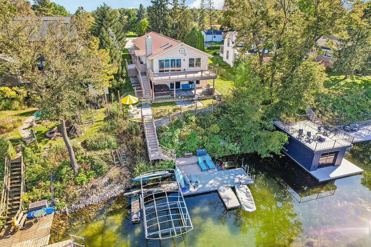 105 E Lake LANE, Colgate, WI 53017 - #1