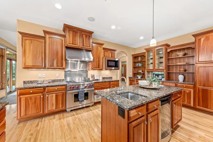 W383N8625 Blue River PASS, Oconomowoc, WI 53066 - #2