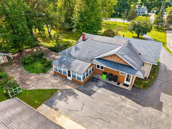 901 S Stuart ROAD, Racine, WI 53406
