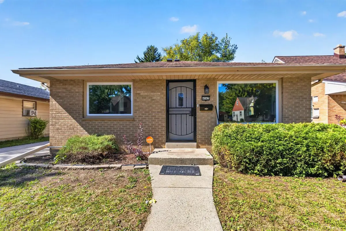 4945 N 57th STREET, Milwaukee, WI 53218 - #1