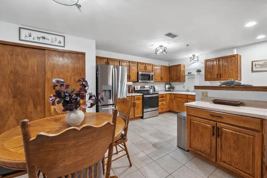 1976 Parknoll LANE, Port Washington, WI 53074 - #3