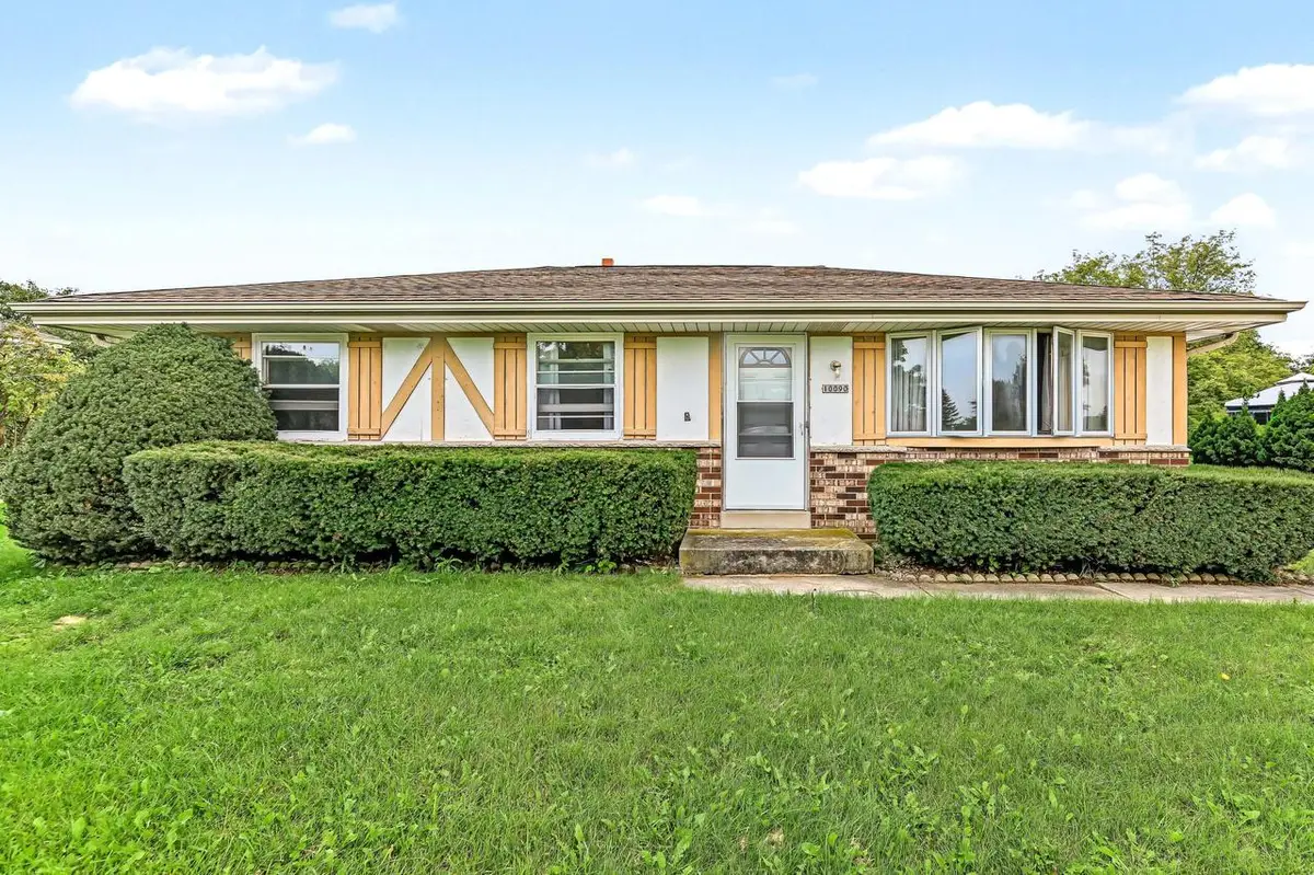 10090 S Oak LANE, Oak Creek, WI 53154 - #1