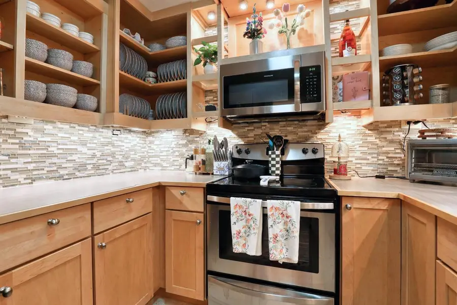 5200 S Tuckaway BOULEVARD #365, Milwaukee, WI 53221 - #2