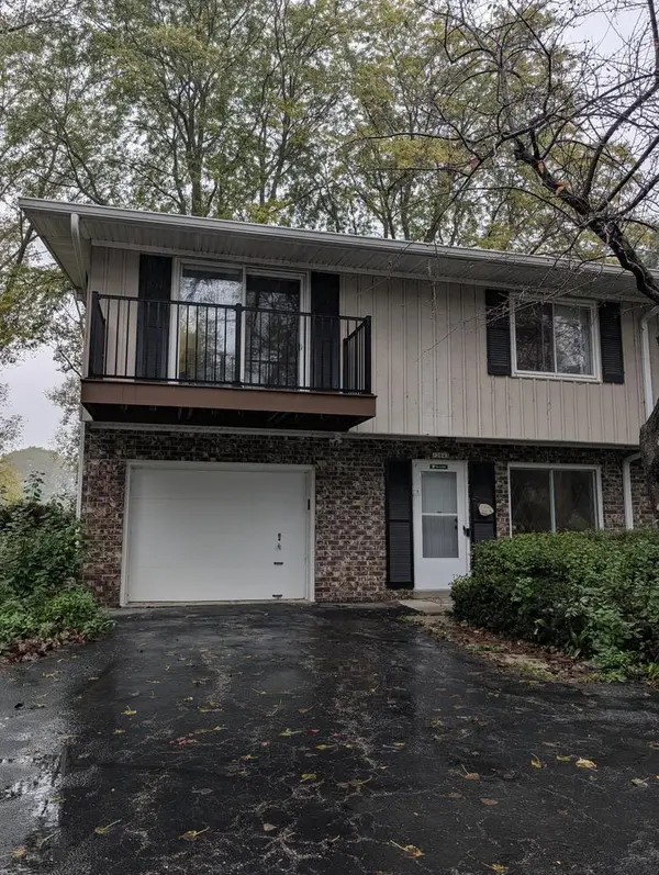 12843 N Colony DRIVE, Mequon, WI 53097