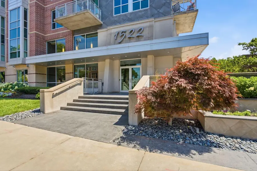 1522 N Prospect AVENUE #1304, Milwaukee, WI 53202 - #2
