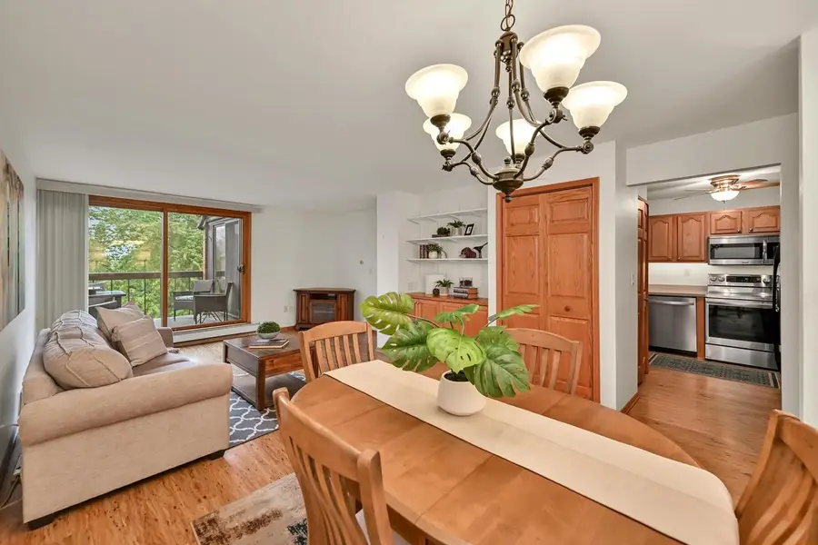 6100 W Stonehedge DRIVE #347, Greenfield, WI 53220 - #3