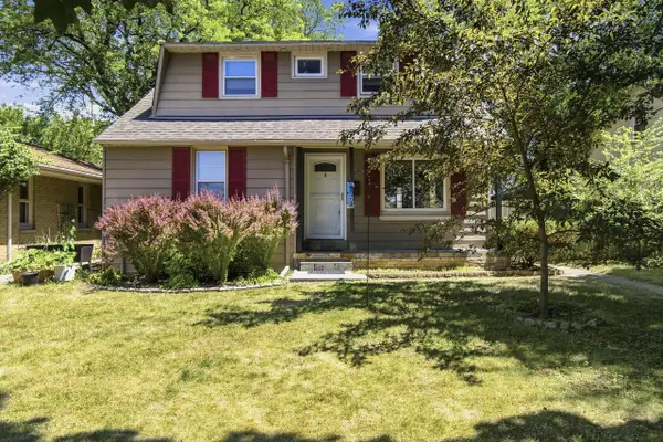 4858 N Iroquois AVENUE, Glendale, WI 53217