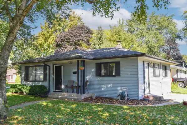 N40W6548 Jackson STREET, Cedarburg, WI 53012