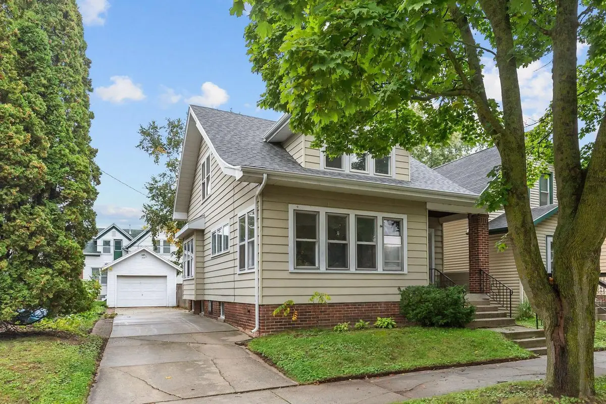 930 Logan AVENUE, Sheboygan, WI 53083 - #1