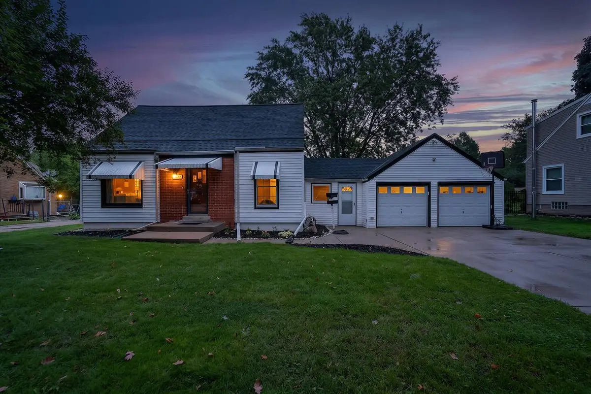 3536 S 82nd STREET, Milwaukee, WI 53220 - #1